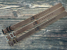 Load image into Gallery viewer, Zulu Strap - Horween Chromexcel - Natural