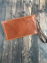 Load image into Gallery viewer, Envelope Clutch - Buck Brown Harness Leather - Wrist Strap