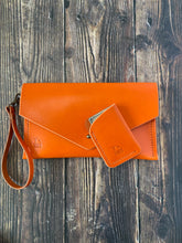 Load image into Gallery viewer, Envelope Clutch - English Bridle - Wrist Strap