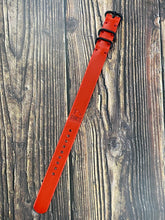 Load image into Gallery viewer, Zulu Strap - Wickett & Craig English Bridle - Red