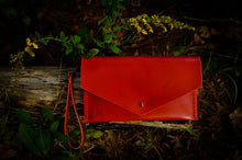 Load image into Gallery viewer, Envelope Clutch - English Bridle - Wrist Strap