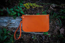 Load image into Gallery viewer, Wristlet - English Bridle