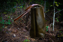 Load image into Gallery viewer, Large Tote - English Bridle