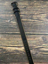 Load image into Gallery viewer, Zulu Strap - Horween Chromexcel - Black