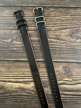 Load image into Gallery viewer, Zulu Strap - Horween Chromexcel - Black
