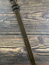 Load image into Gallery viewer, Zulu Strap - Horween Chromexcel - Olive Brown