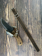 Load image into Gallery viewer, Zulu Strap - Horween Chromexcel - Olive Brown