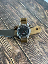 Load image into Gallery viewer, Zulu Strap - Horween Chromexcel - Olive Brown