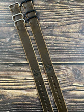 Load image into Gallery viewer, Zulu Strap - Horween Chromexcel - Olive Brown