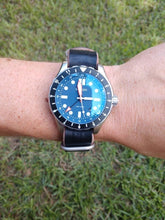 Load image into Gallery viewer, NATO Strap - Horween Chromexcel -  Navy
