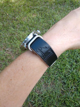 Load image into Gallery viewer, NATO Strap - Horween Chromexcel - Black
