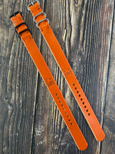 Load image into Gallery viewer, Zulu Strap - Wickett &amp; Craig English Bridle - Carrot
