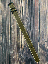 Load image into Gallery viewer, Zulu Strap - Wickett &amp; Craig English Bridle - Olive
